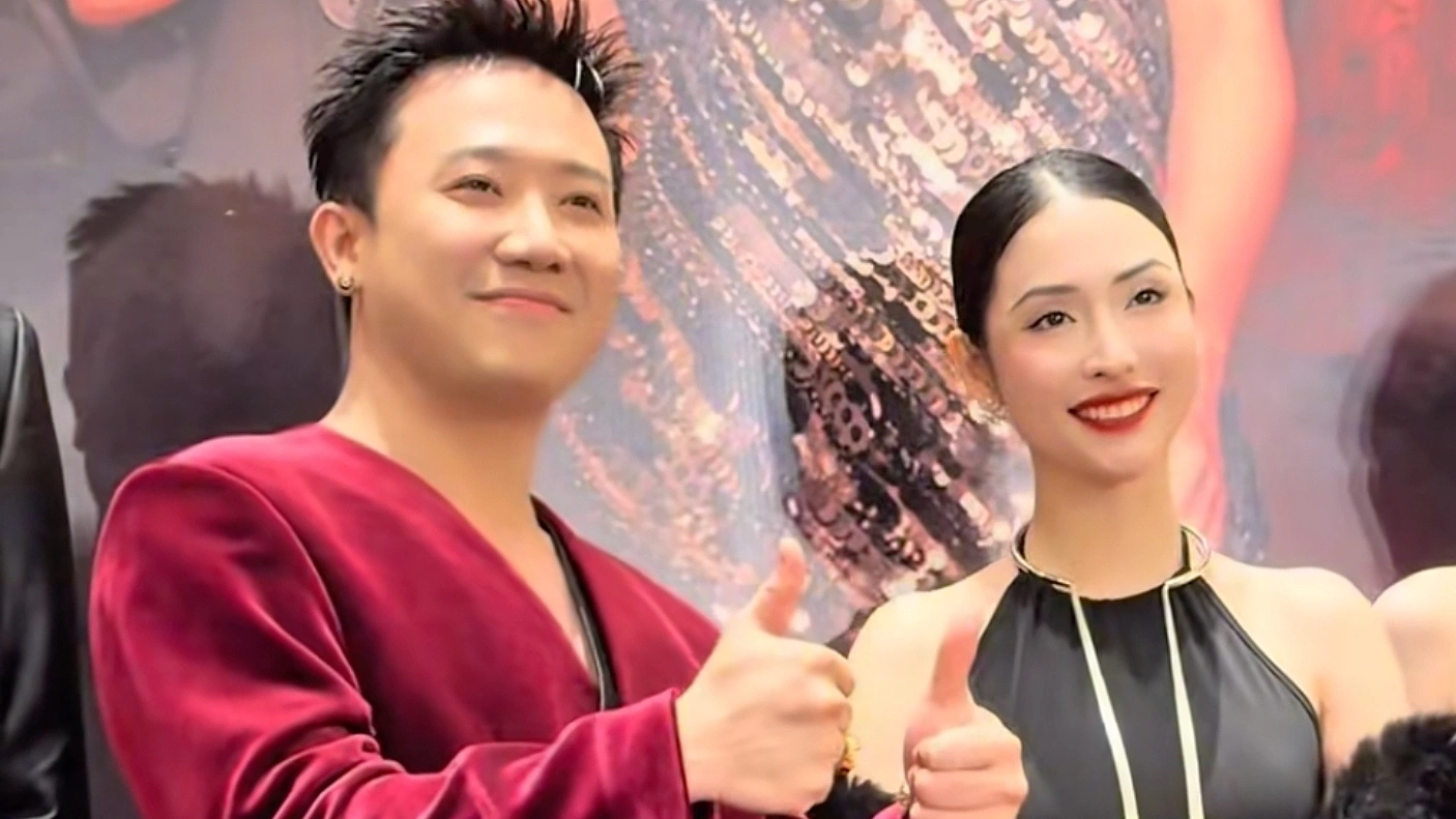 Trấn Thành hội ngộ bạn gái cũ trên thảm đỏ