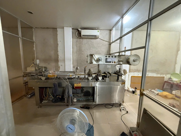 Công an TPHCM bắt ông chủ nhà thuốc Đông y Bảo Thanh Đường - Ảnh 5.