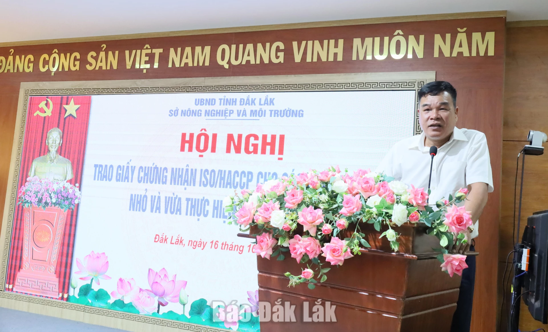 Đại diện doanh nghiệp phát biểu ý kiến.